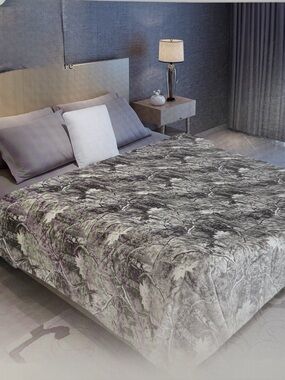 New flannel Blanket thick king size gray color